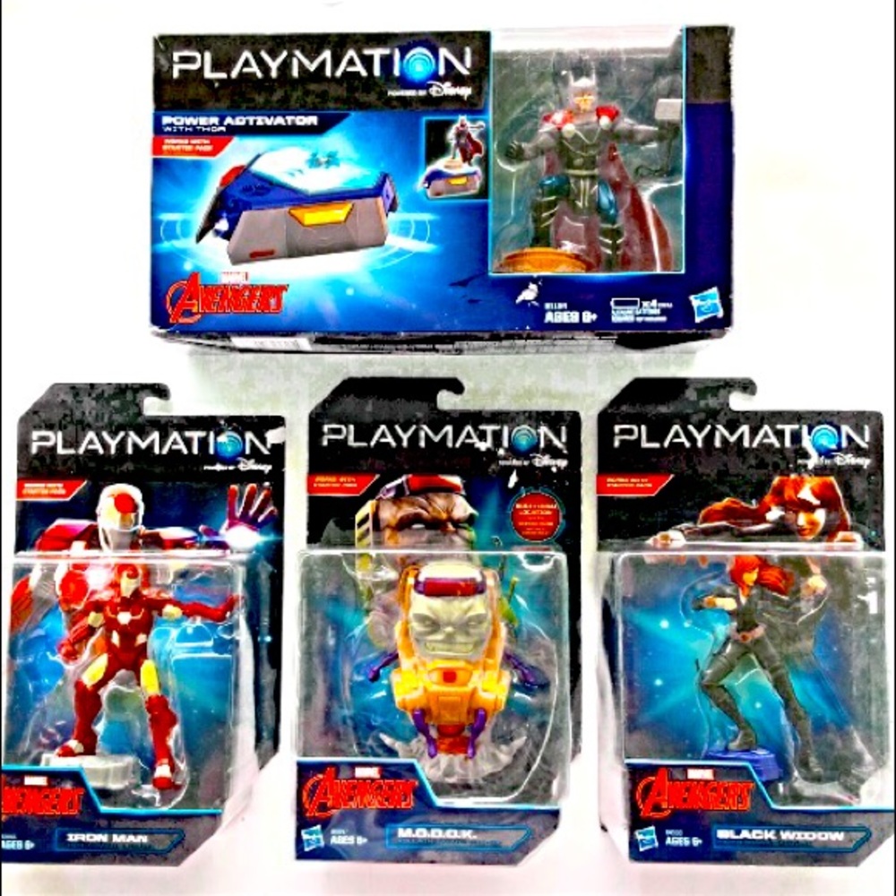 50% OFF! NEW $160 Disney PLAYMATION Marvel Avengers BUNDLE